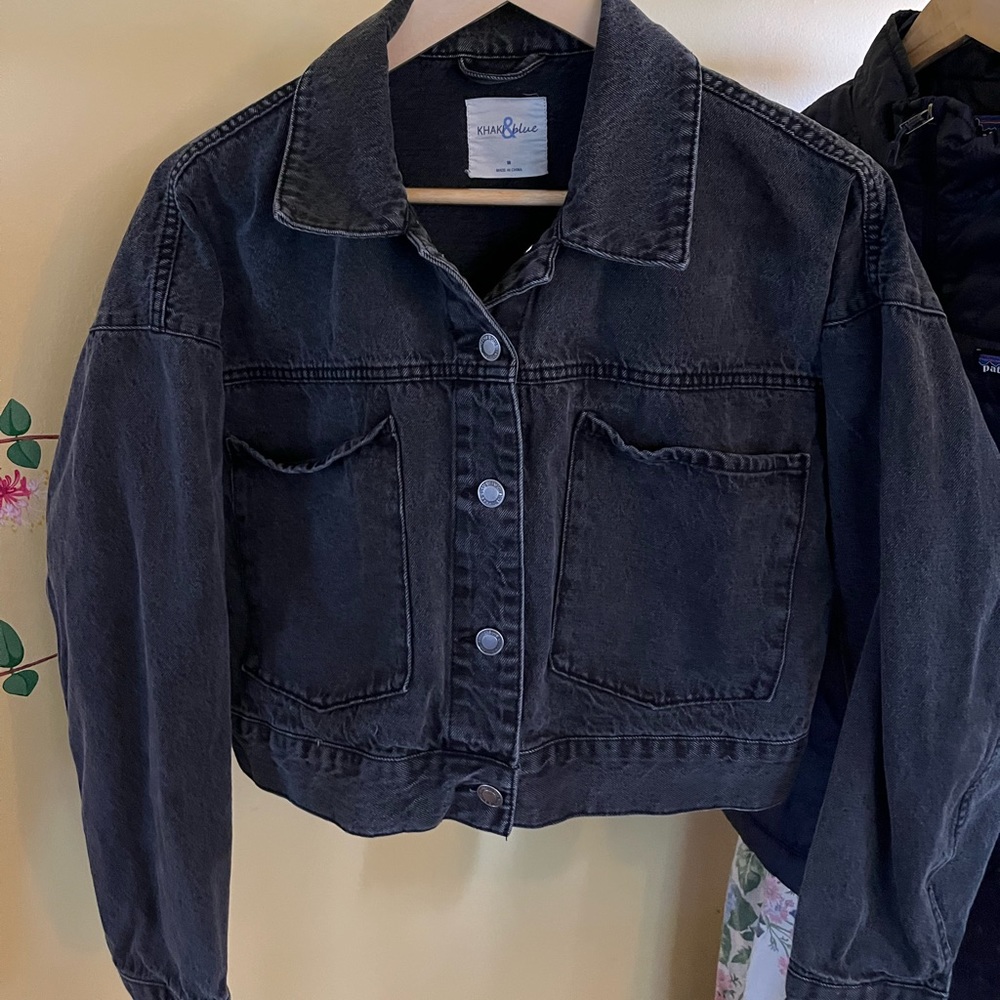 Cropped Denim Jacket